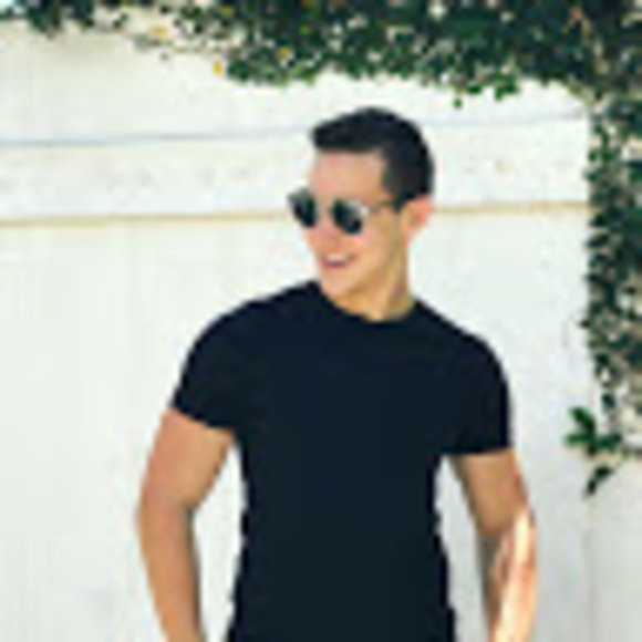 Meet your Posher, Miguel - Picture 1 of 1